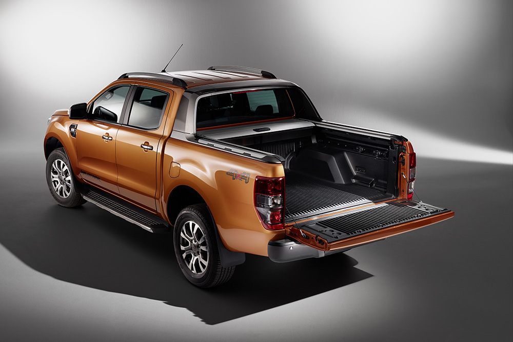 fordranger2016_iaa_rangerwildtrak_rearopen_01-copy.jpg