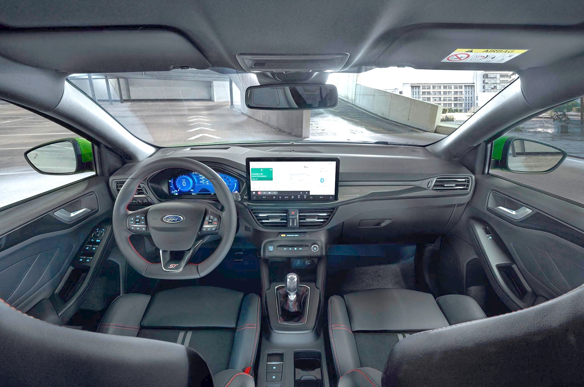 2021_FORD_FOCUS_ST_INTERIOR_01-LOW.jpg